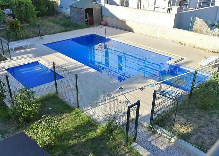 Alp's Triplex Lagoon Havuz Olanagi Sunan