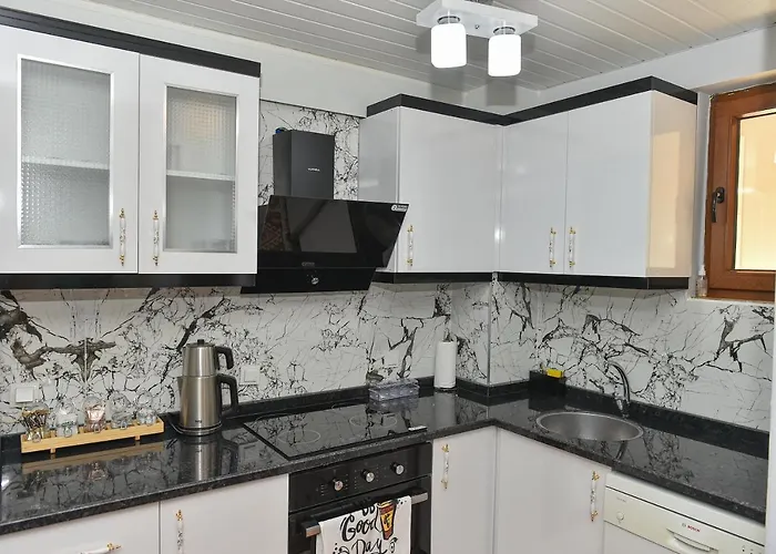 Villa Alp's Triplex Lagoon Havuz Olanagi Sunan