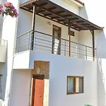 Alp's Triplex Lagoon Havuz Olanagi Sunan וילה